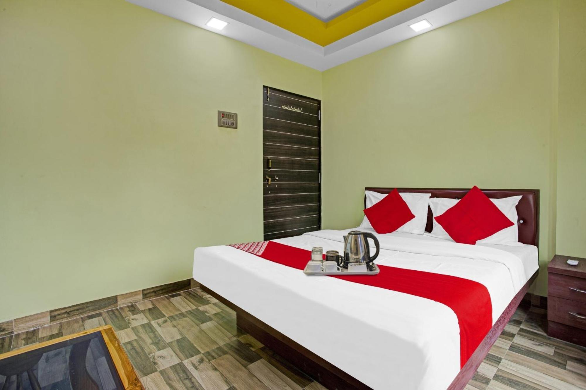 Hotel O Om Sai Residency Lodging And Boarding Taloje Budrukh Exterior photo