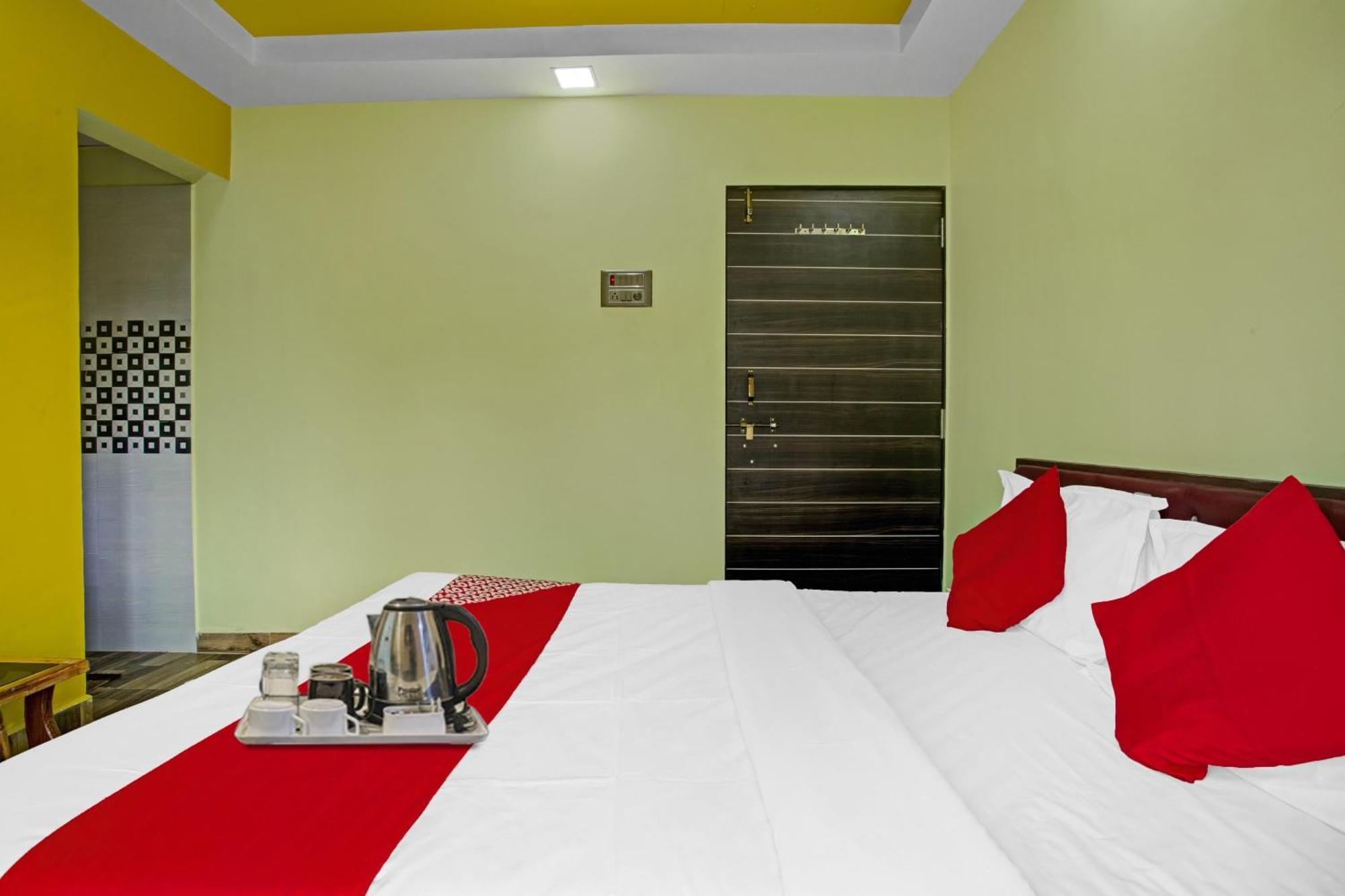 Hotel O Om Sai Residency Lodging And Boarding Taloje Budrukh Exterior photo
