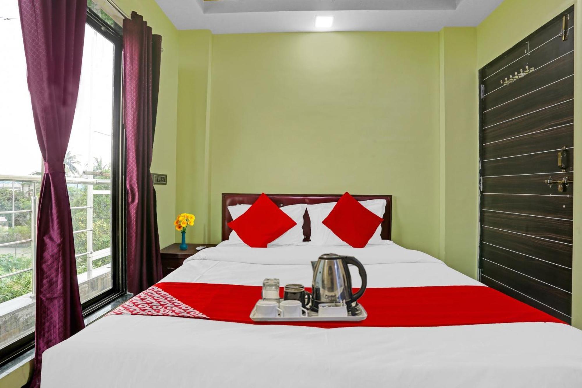 Hotel O Om Sai Residency Lodging And Boarding Taloje Budrukh Exterior photo
