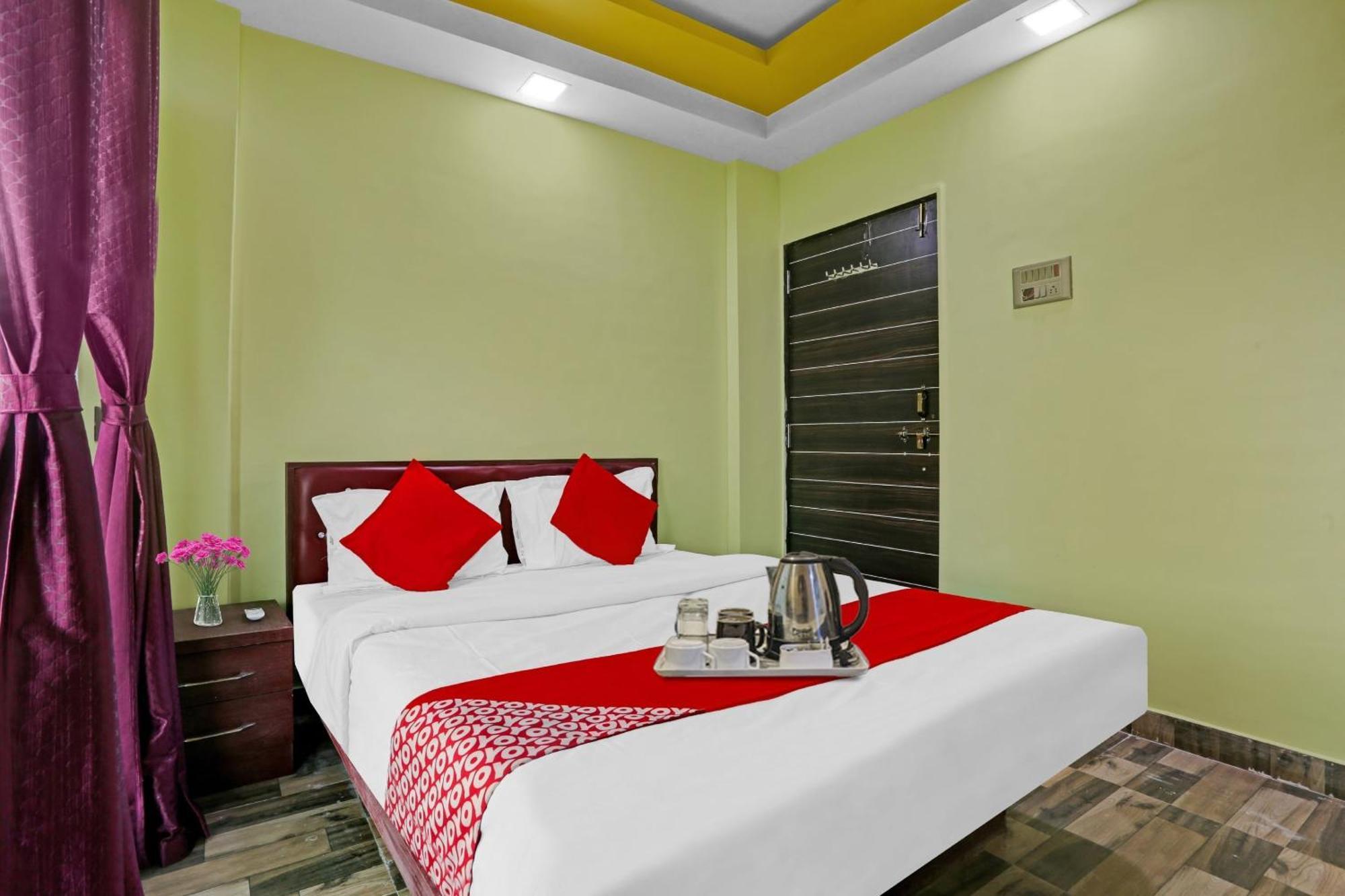 Hotel O Om Sai Residency Lodging And Boarding Taloje Budrukh Exterior photo