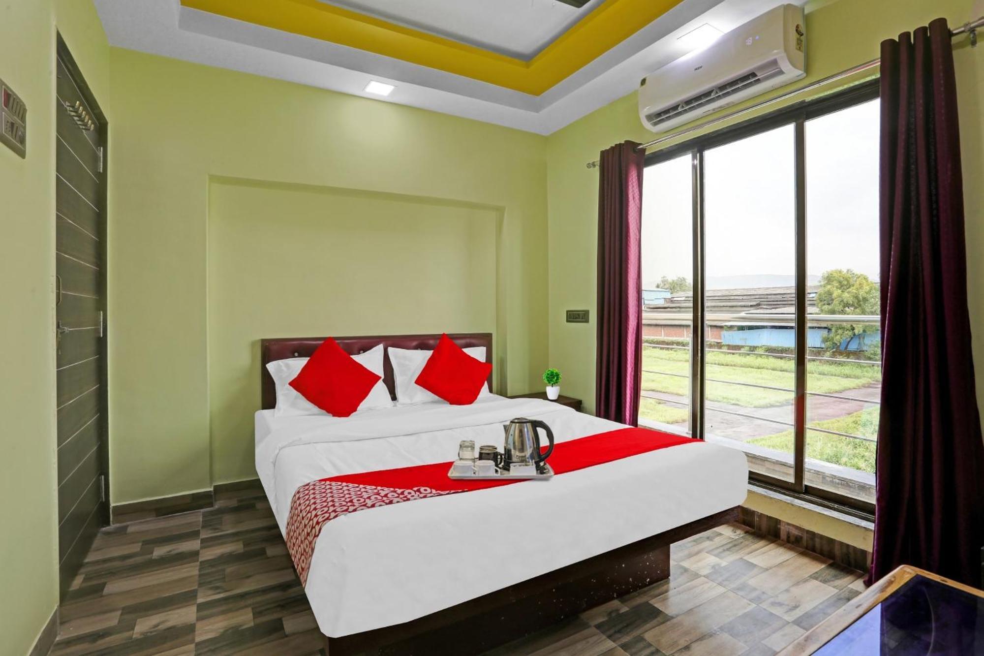 Hotel O Om Sai Residency Lodging And Boarding Taloje Budrukh Exterior photo